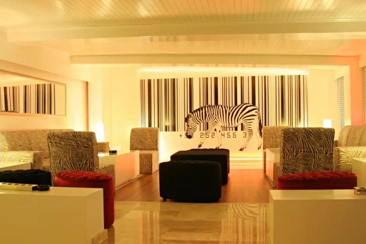 CLUB MUNAMAR BEACH RESORT