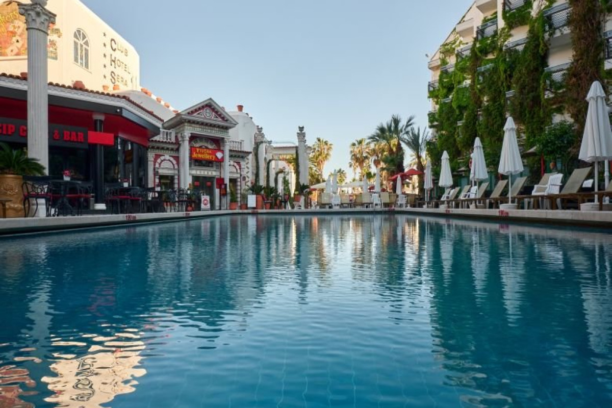 CLUB HOTEL SERA