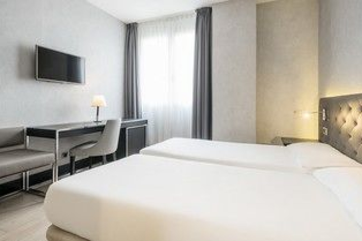 ILUNION BEL ART HOTEL