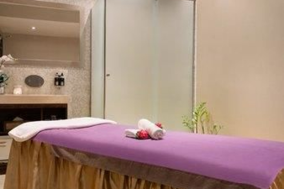 RAMADA BY WYNDHAM ABU DHABI DOWNTOWN