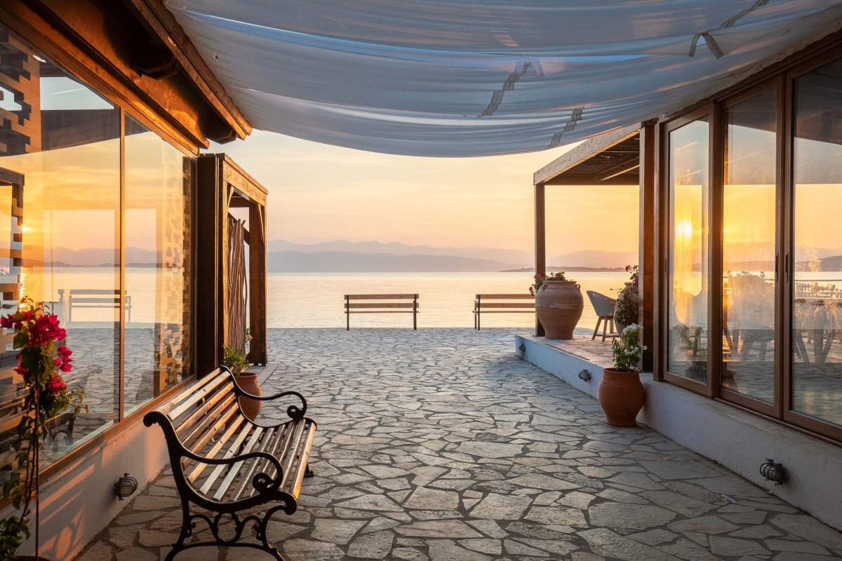 Roda Beach Resort  Spa