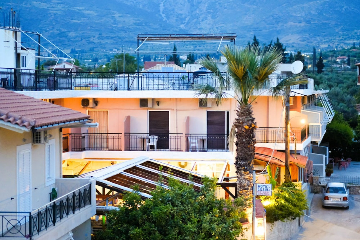 HOTEL GALAXIAS