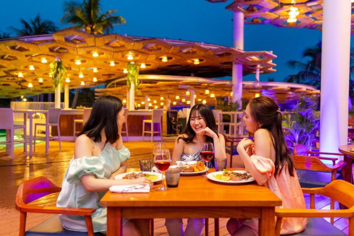 Pinnacle Grand Jomtien Resort & Beach Club