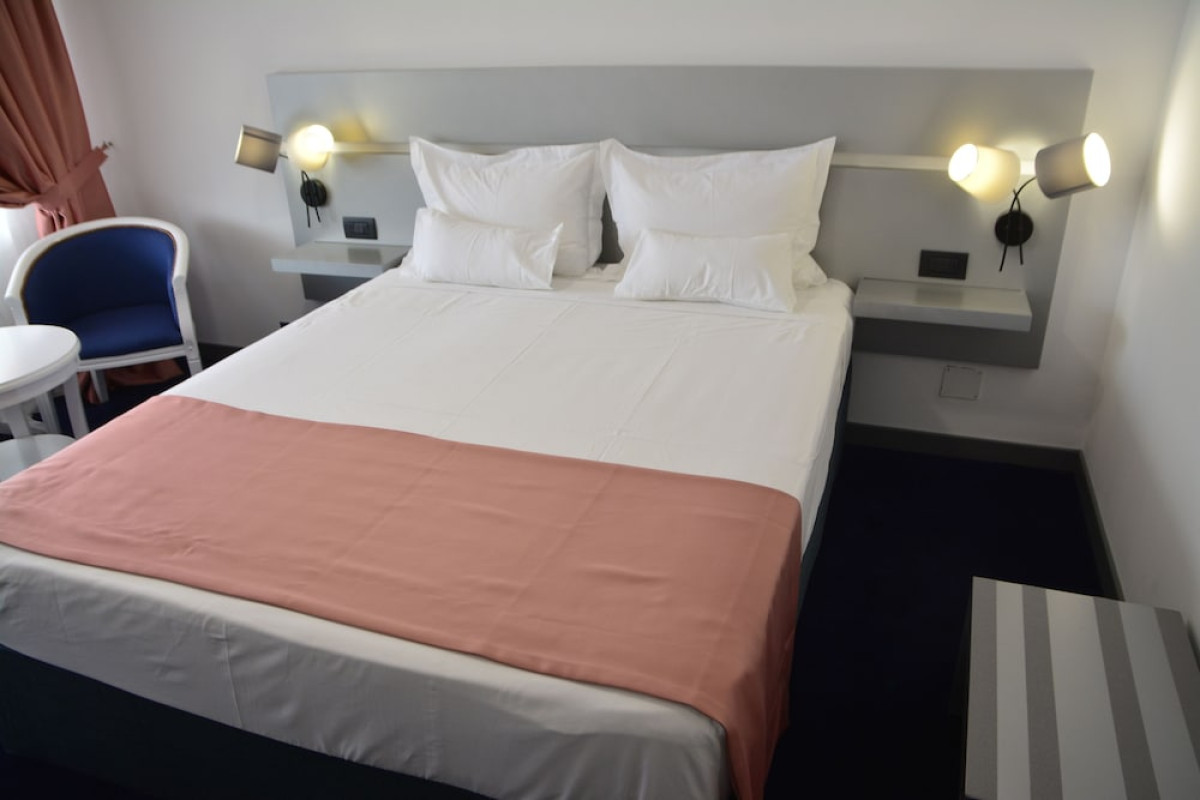 EUROPOLIS HOTEL