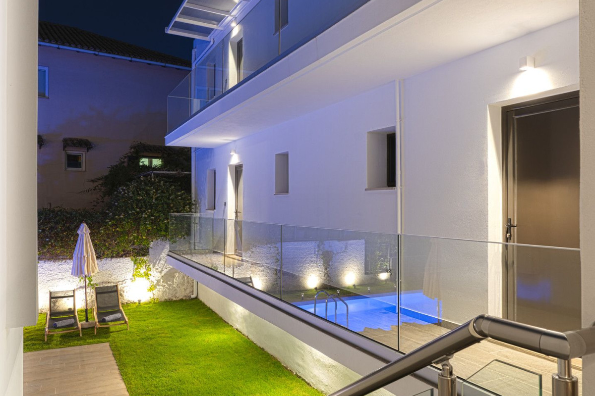 Sigma Luxury Rooms