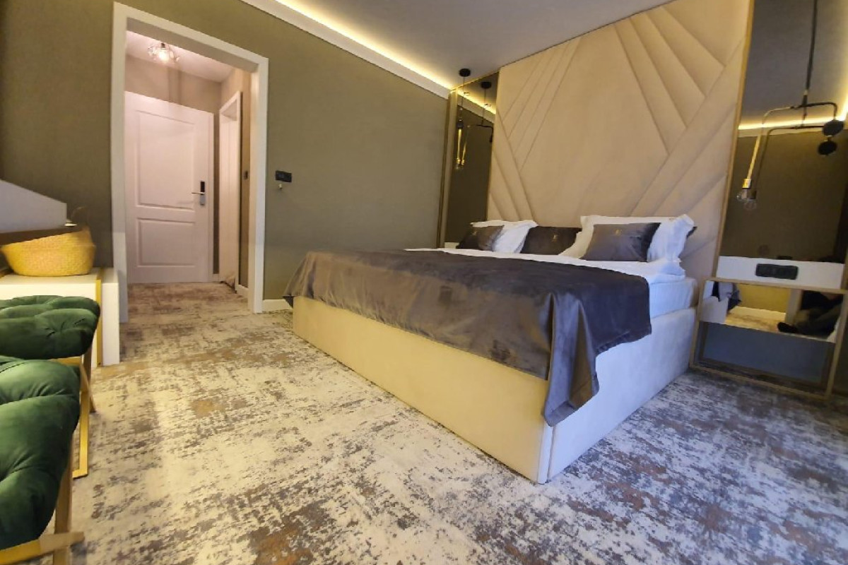 HOTEL ELEXUS PREDEAL