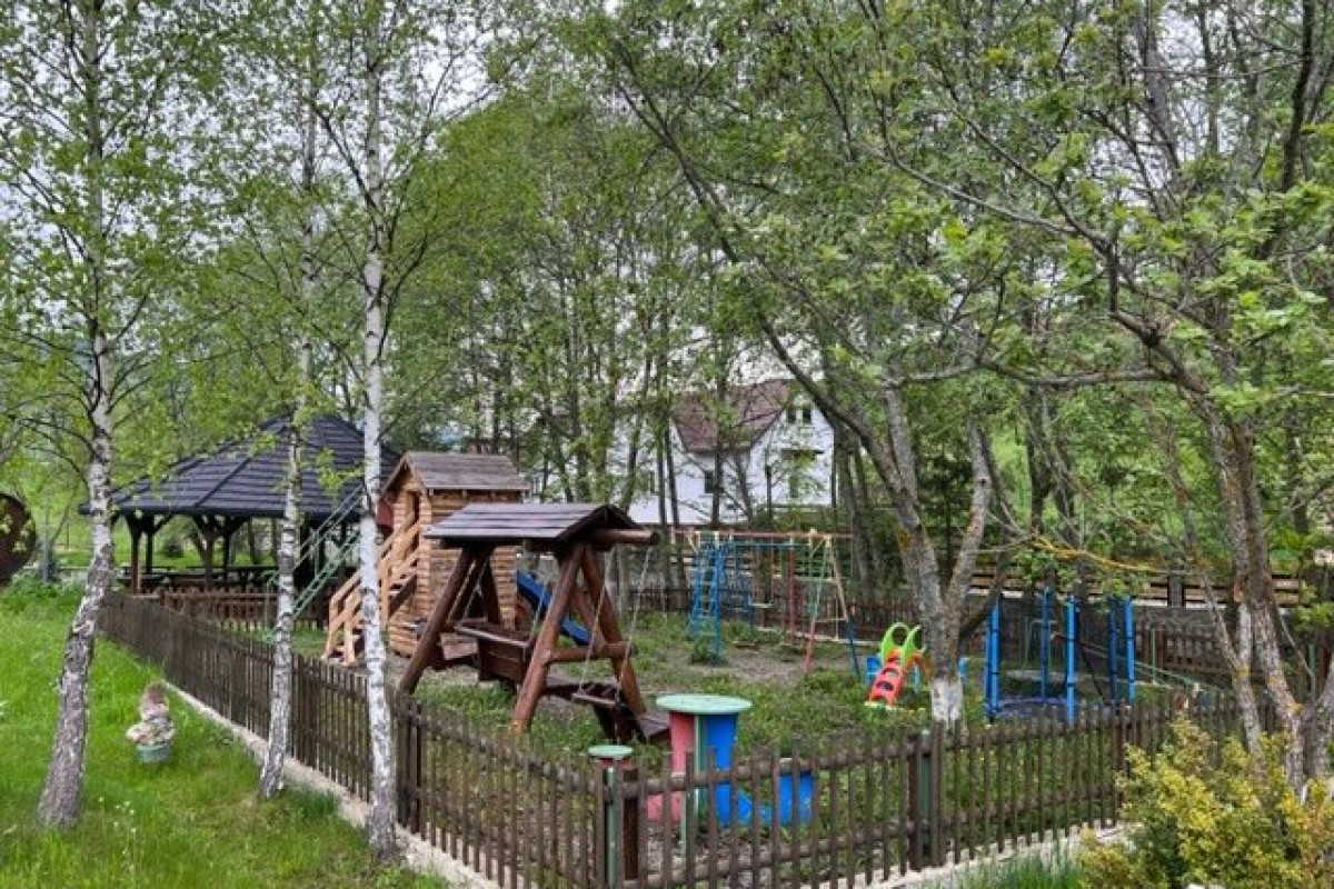 PENSIUNEA VALEA CU STRUTI.