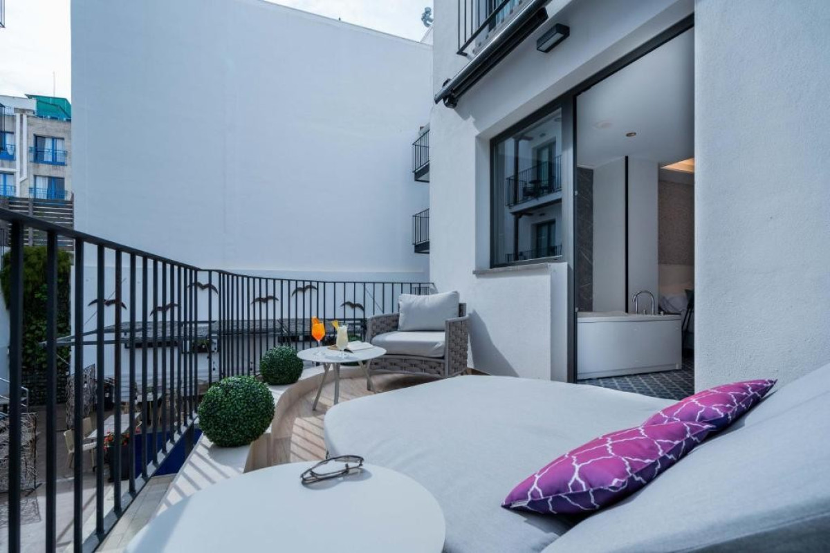 Neptuno Hotel (Calella)