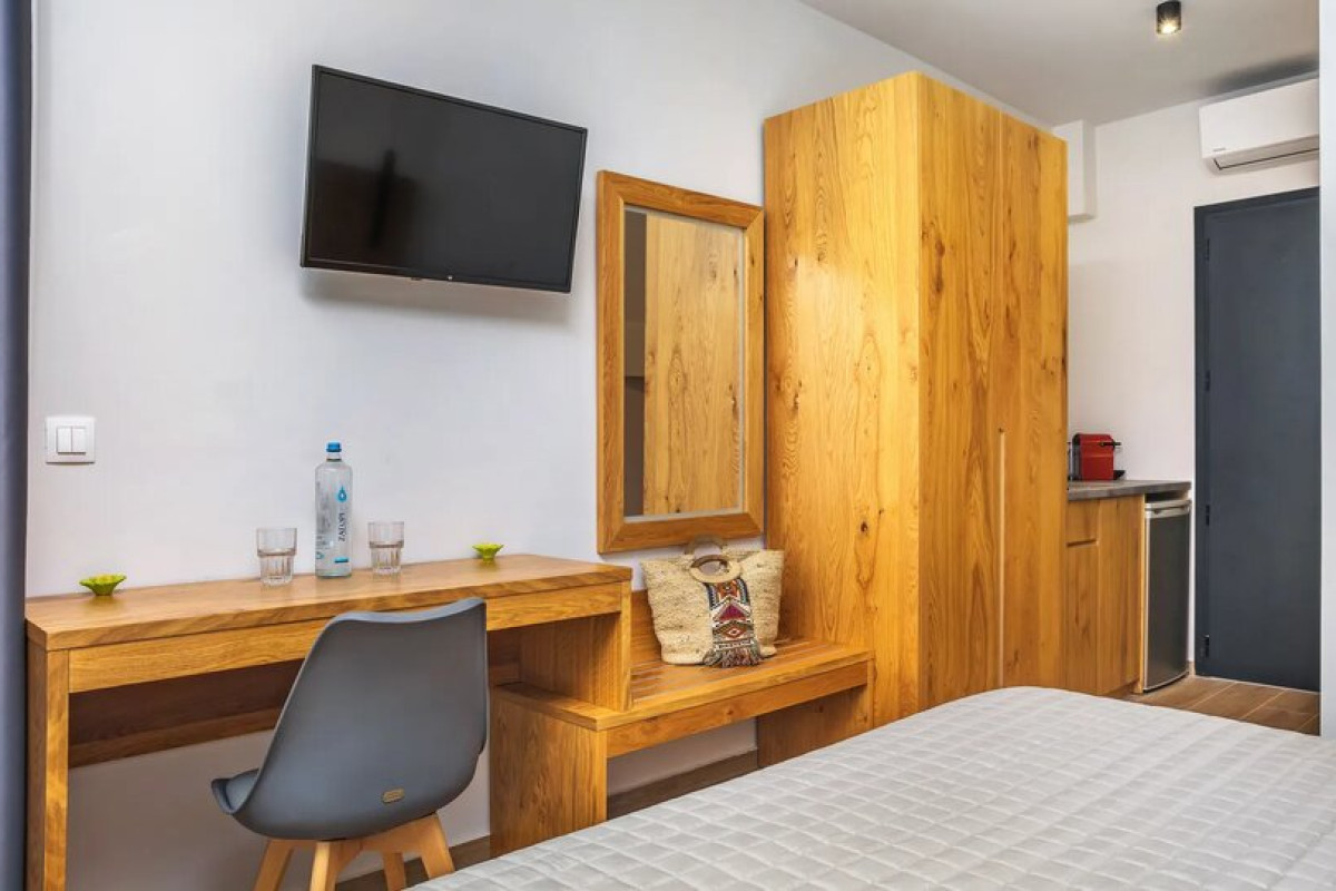 AlexMare Suites