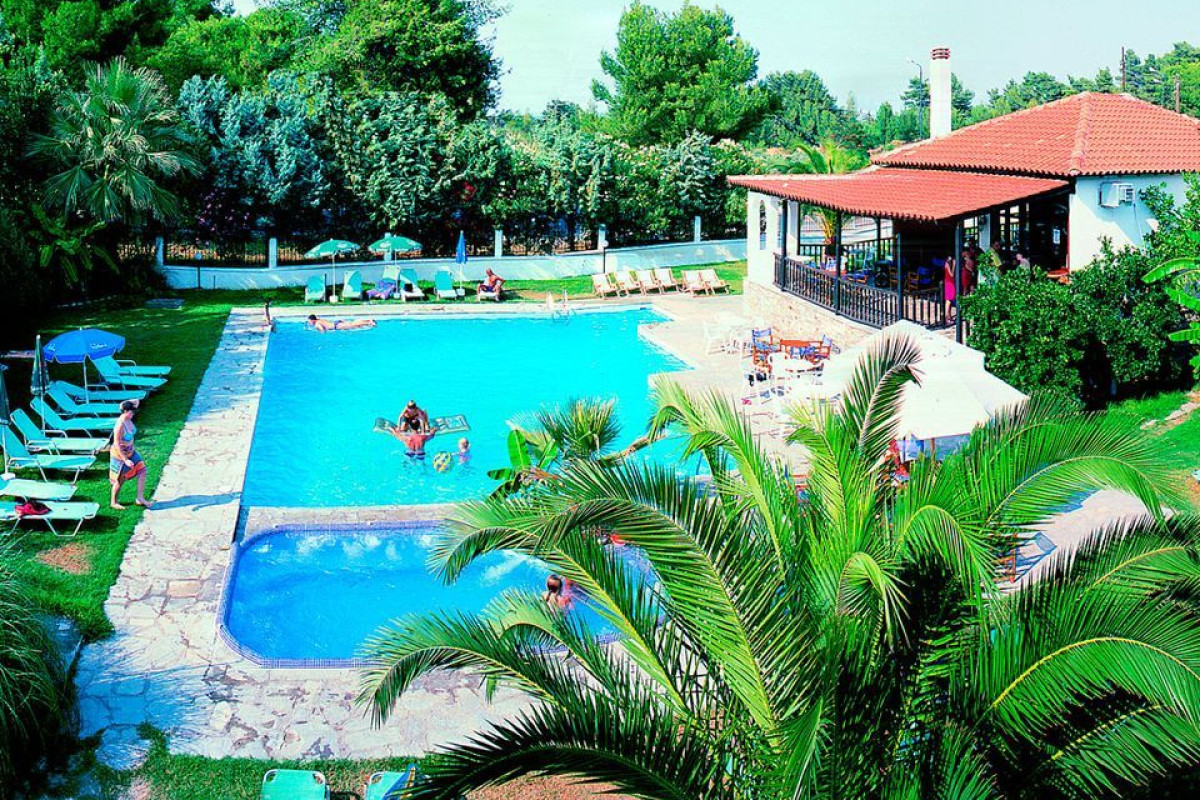 Hanioti Village Resort