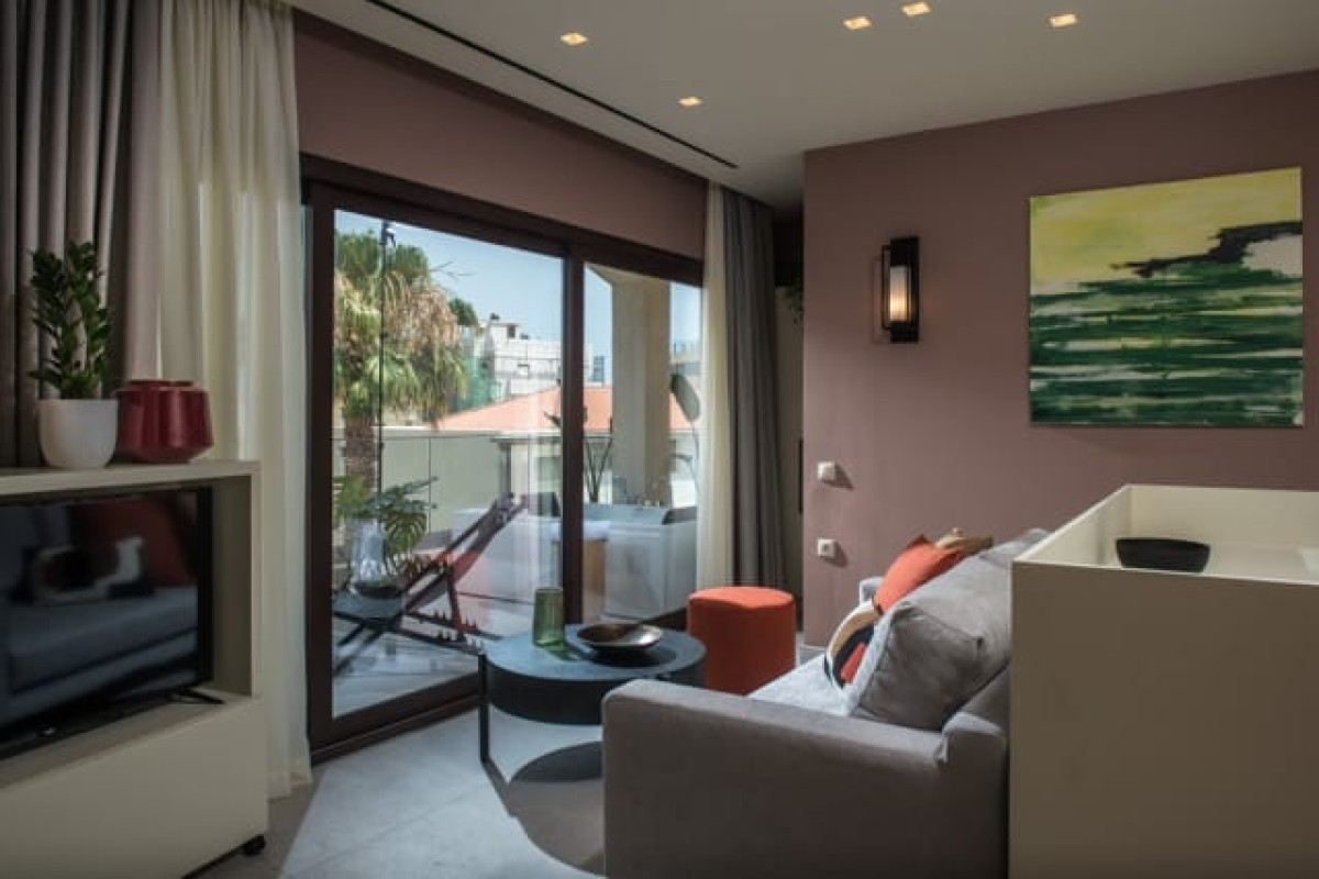 Centro Vero Suites by Omilos Hotels