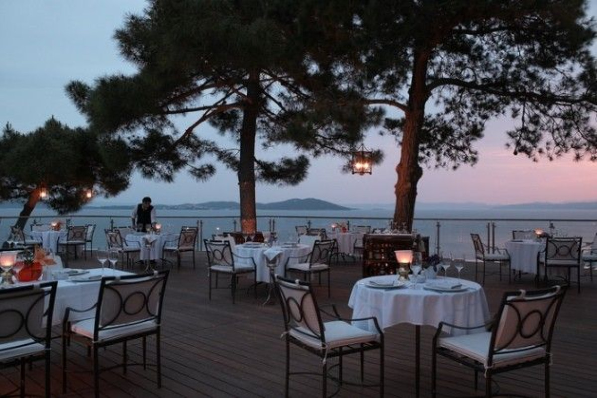 Eagles Palace Hotel