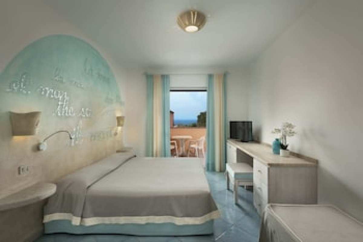 CORALLARO HOTEL