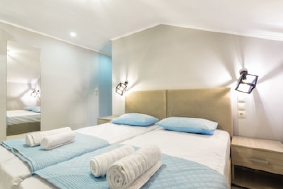 PEARL LUXURY LIVING