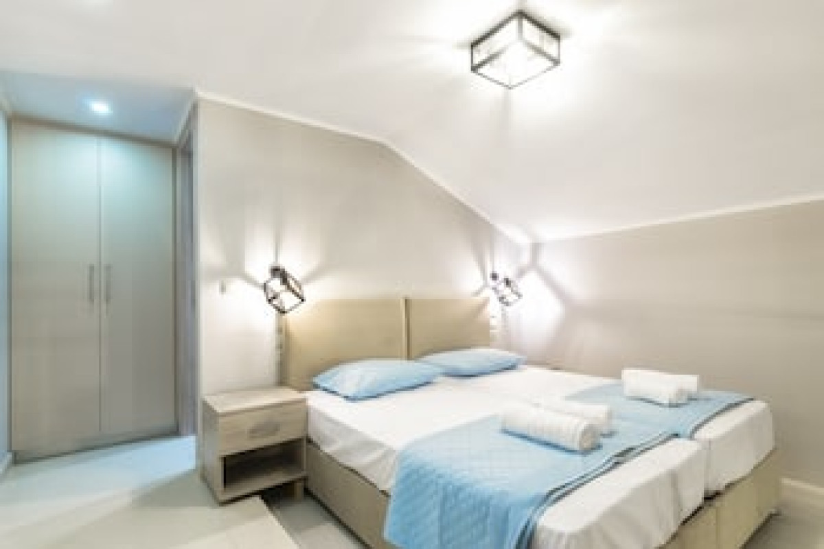 PEARL LUXURY LIVING