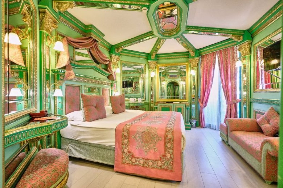 CLUB HOTEL SERA