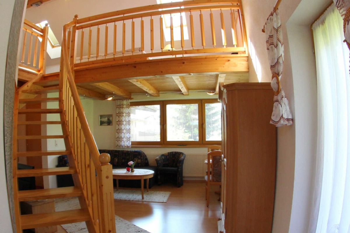 GÄSTEHAUS BURGI