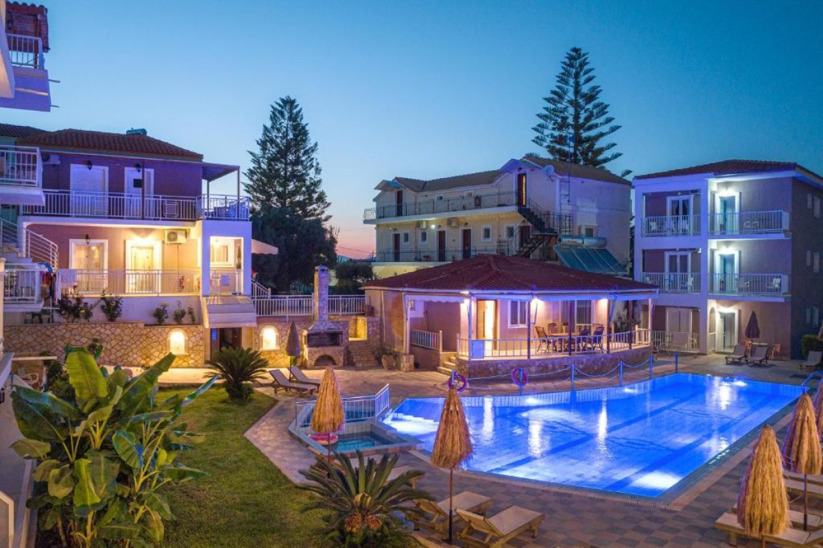 Aparthotel Ammoudi