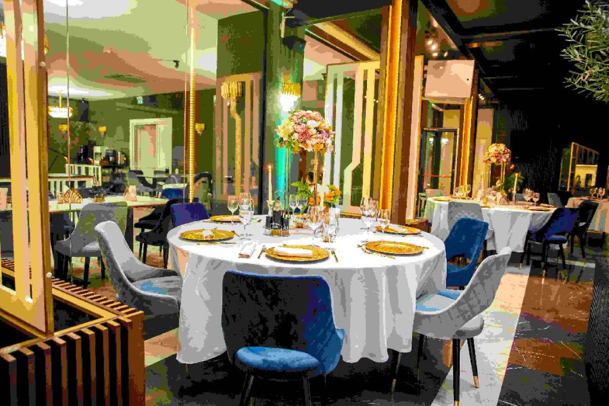 HOTEL ELEXUS PREDEAL
