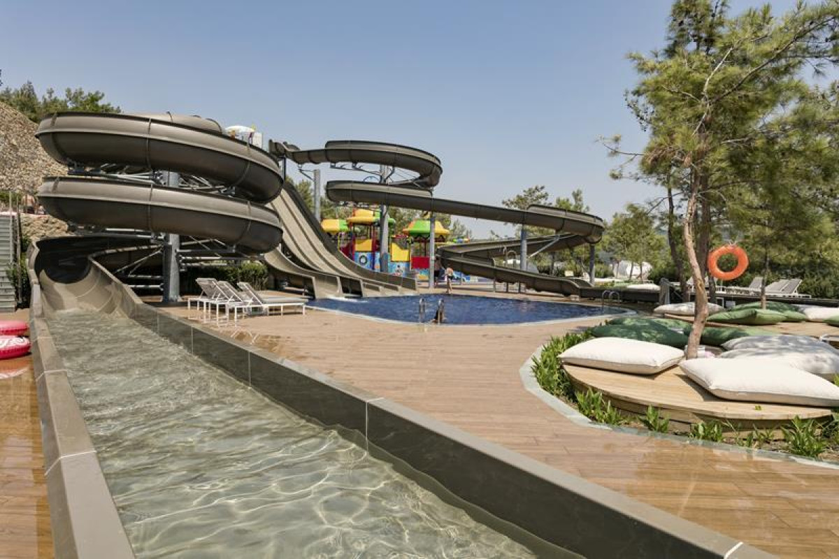 TITANIC LUXURY COLLECTION BODRUM
