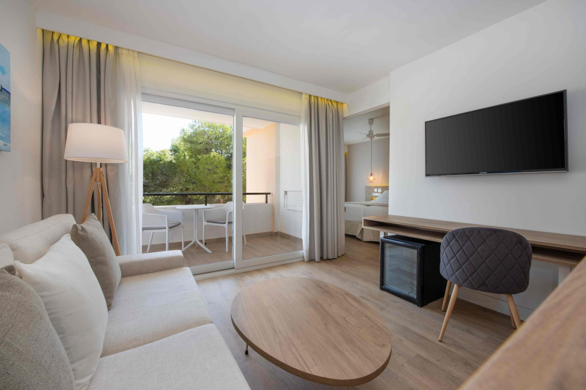 Valentin Somni Hotel  Suites