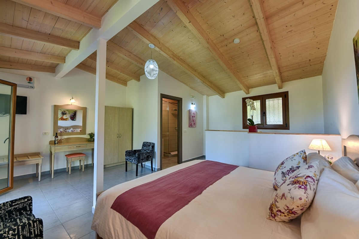 SEA VIEW VILLAGE STUDIOS AND APARTMENTS