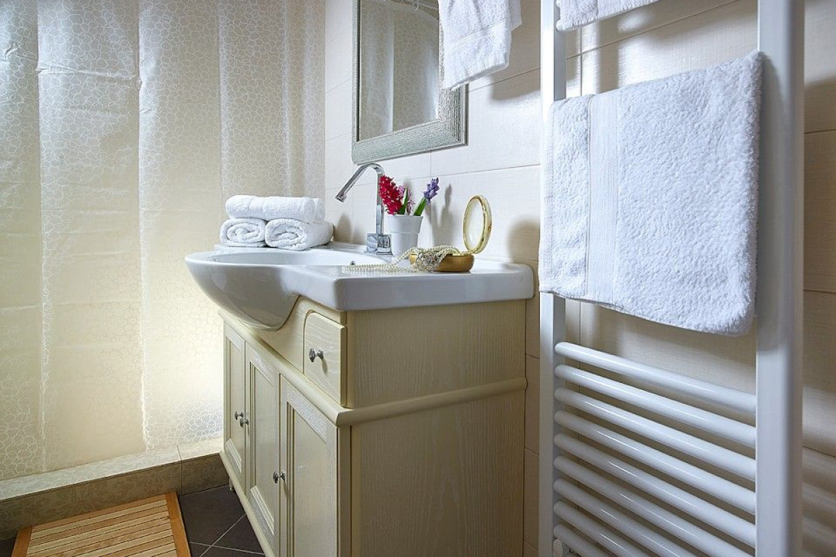 Xenia Residences & Suites