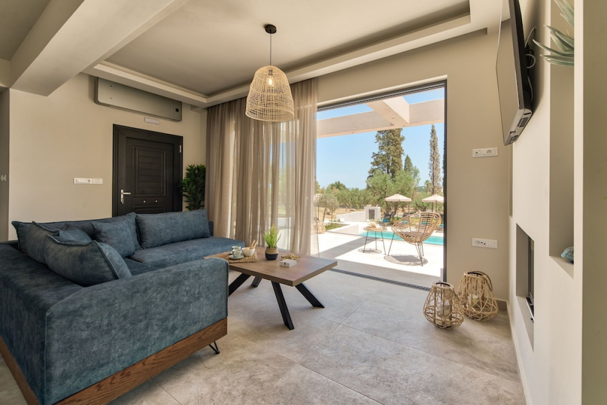 DELIGHT LUXURY VILLA