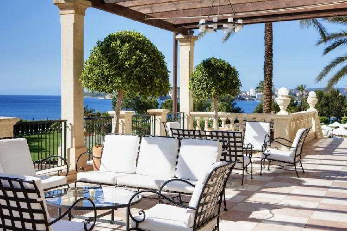 The St. Regis Mardavall Mallorca Resort