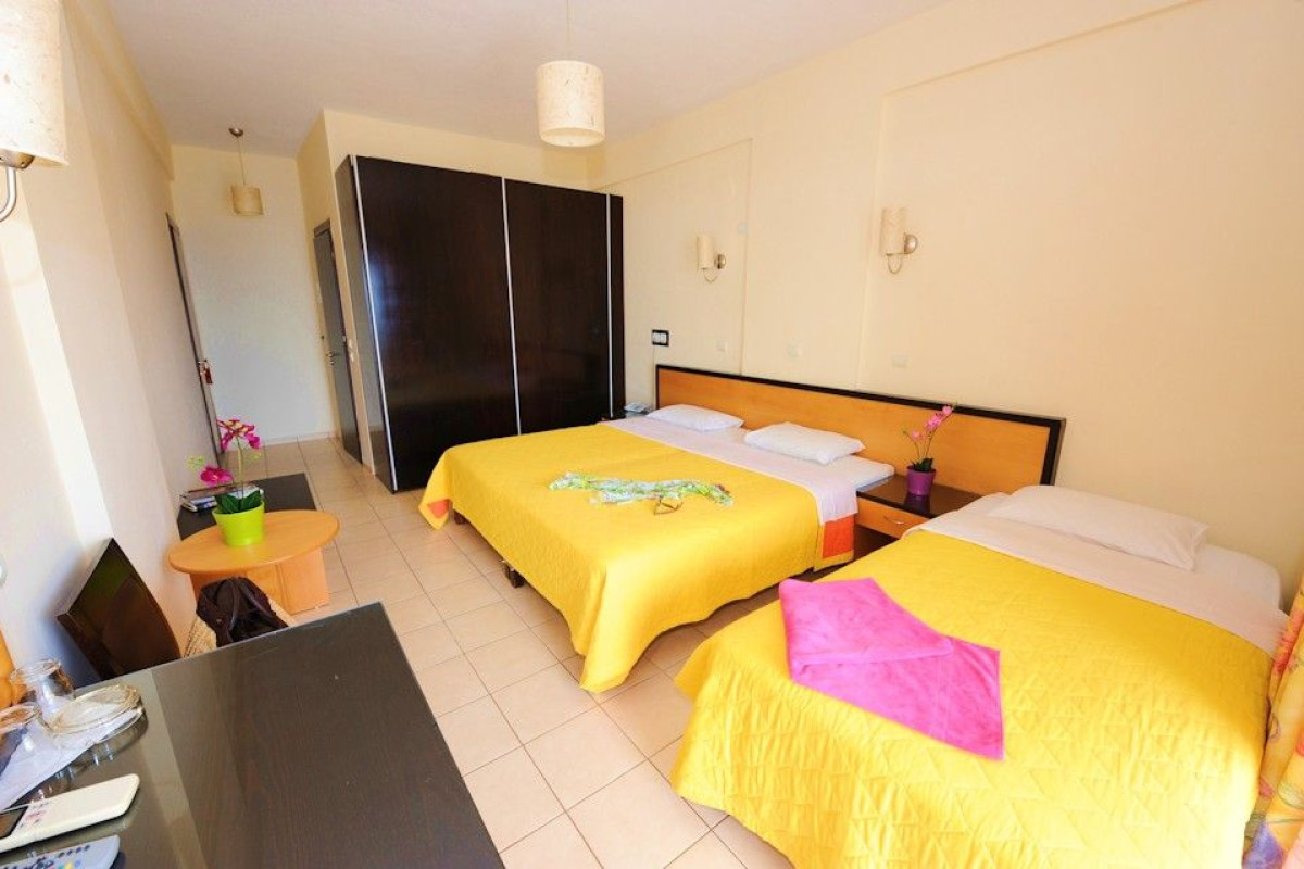 Maranton Beach Hotel