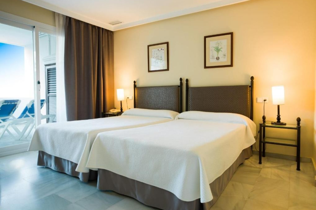 Monarque Sultan Aparthotel