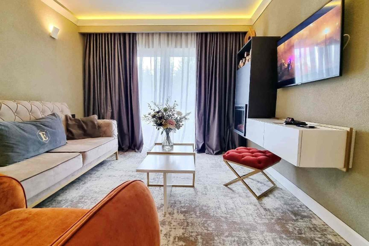 HOTEL ELEXUS PREDEAL