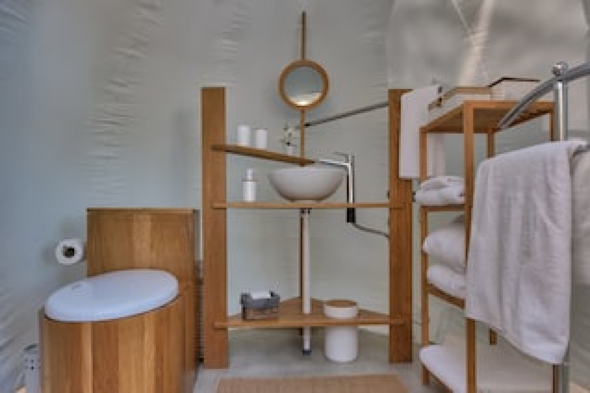 BUBBLE LODGE ILE AUX CERFS