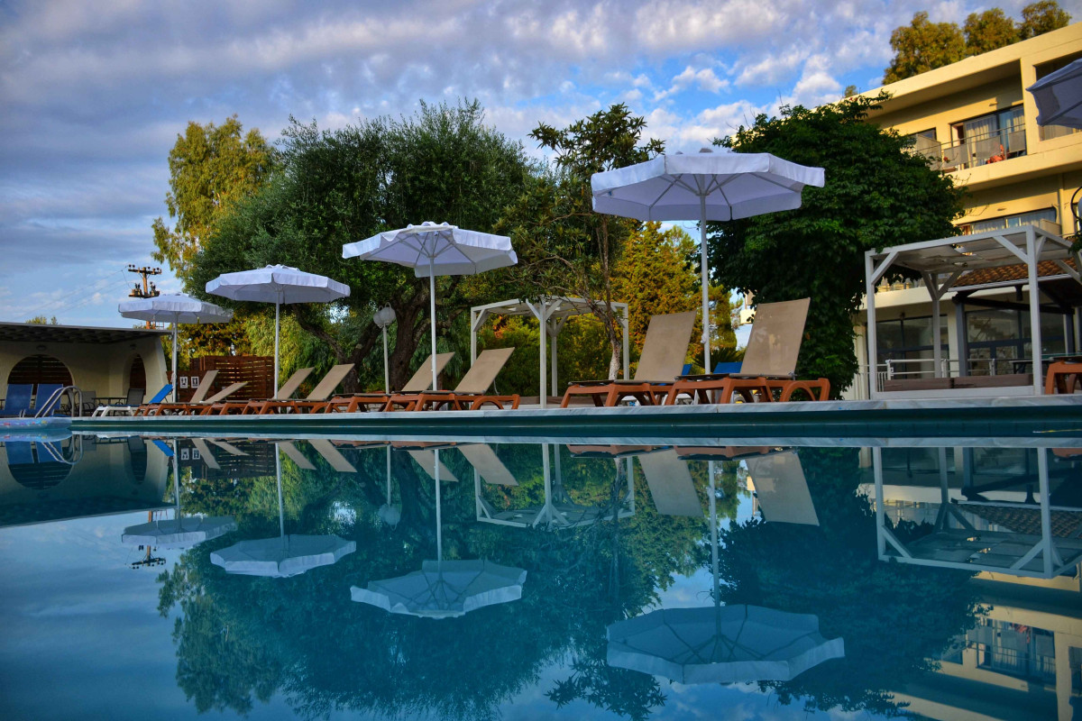 Dassia Holiday Club