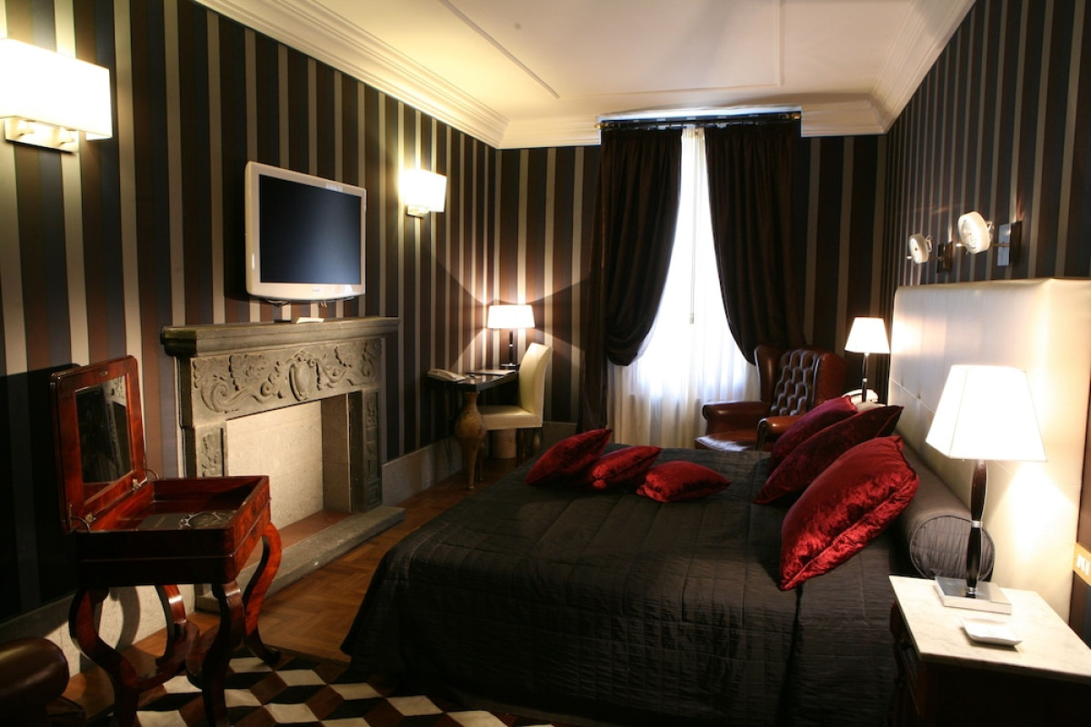 The Inn at the Spanish Steps