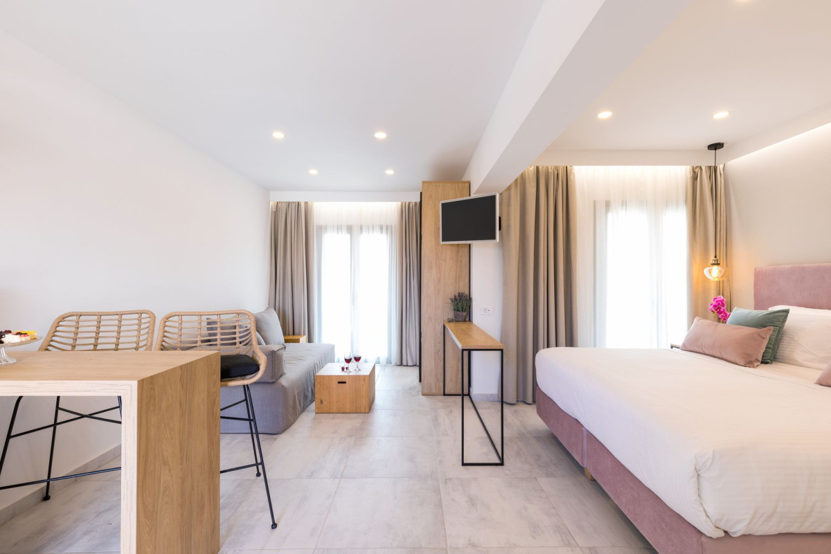 V Luxury Suites Corfu