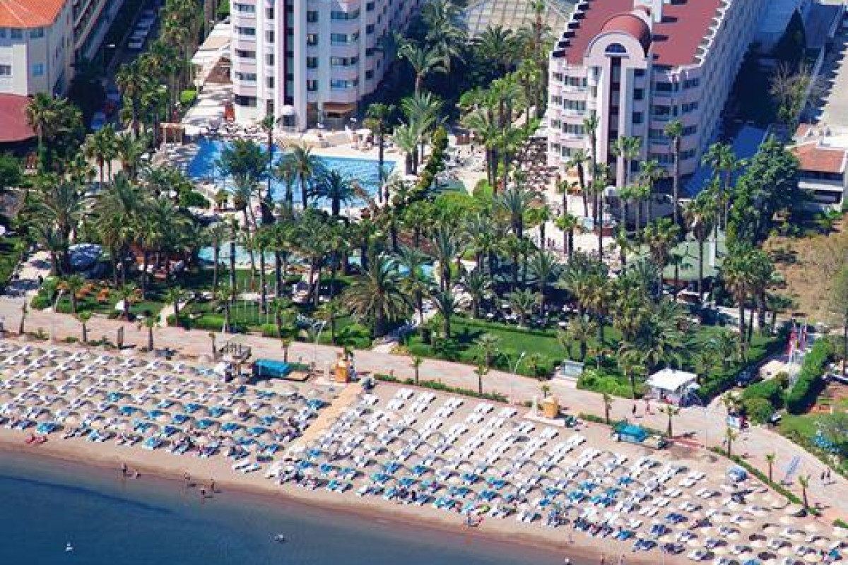 AQUA HOTEL