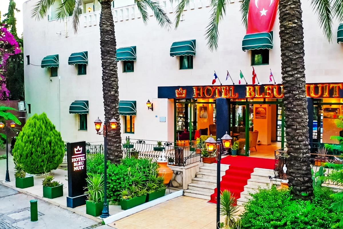 Hotel Bleu Nuit