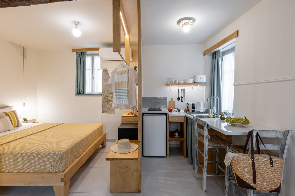 Capella Skiathos Residences