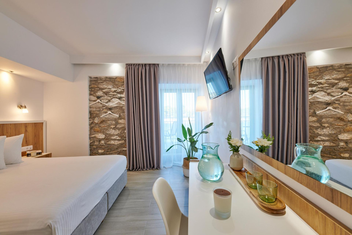 The Water Hotel Skiathos