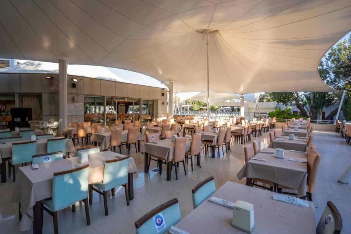 Latanya Park Resort