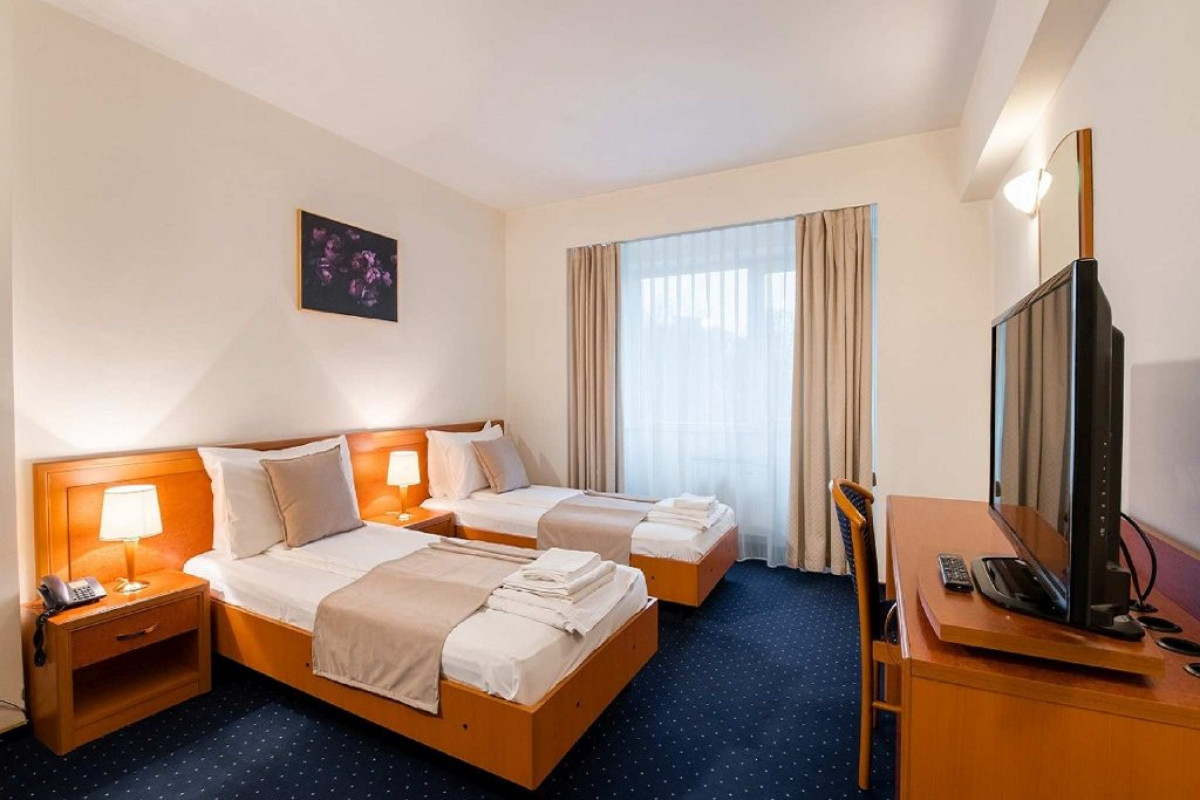 HOTEL EXCELSIOR.