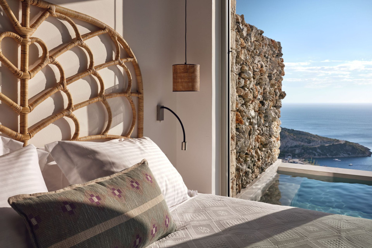 Etheria Luxury Villas & Suites