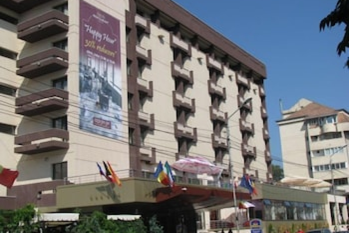 HOTEL RAPSODIA CITY CENTER