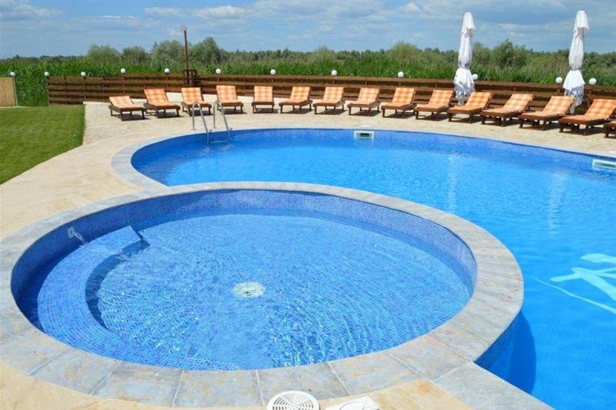 PENSIUNEA RIO DIVINO