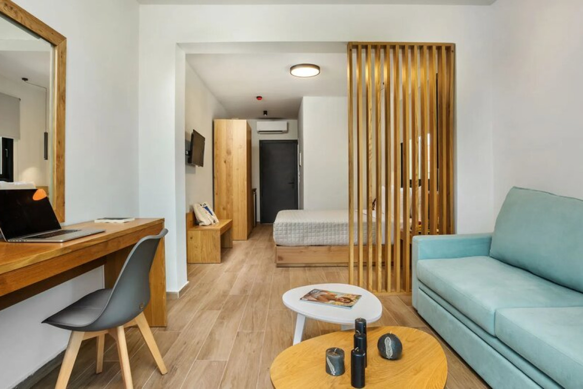 AlexMare Suites