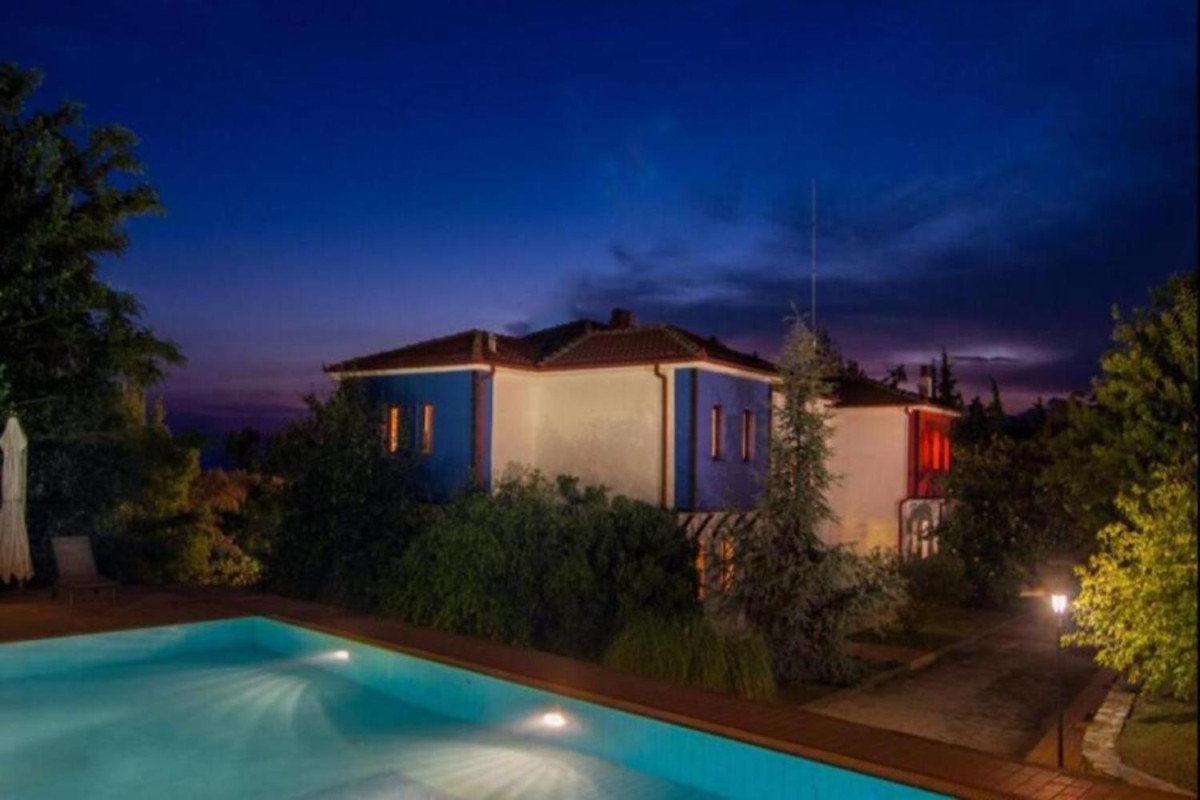 Roxani Country House