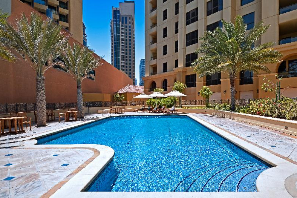 RODA AMWAJ SUITES