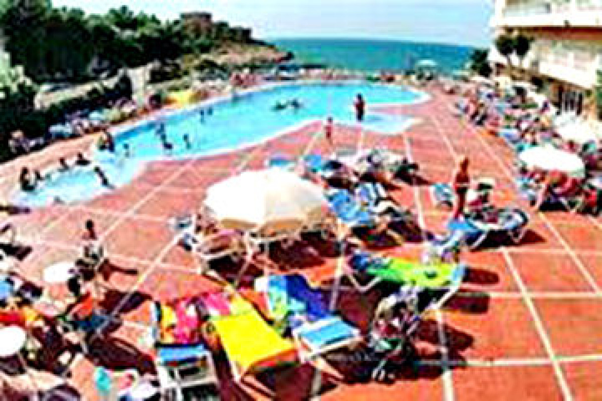 HOTEL CALA FONT