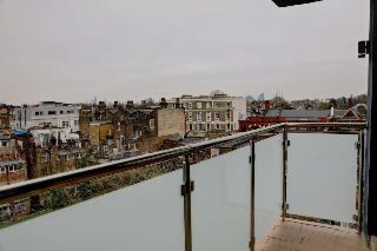 BW Signature Collection Putney Hotel